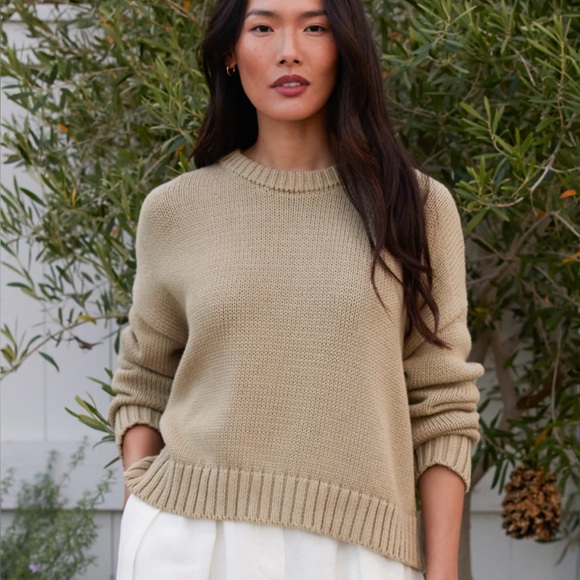 Jenni Kayne Sweaters - NWT Jenni Kayne Chloe Crewneck in Wheat